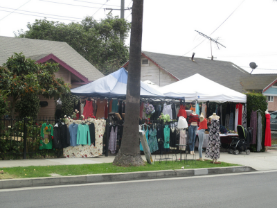 Photo 29: A yard sale was not held on a designated weekend without prior registration and items were displayed in the public right-of-way (sidewalk/street).